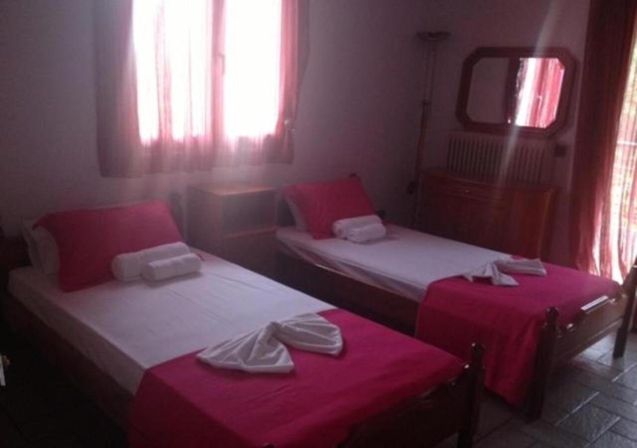 Lygies Apart Hotel Trapezaki  Bagian luar foto